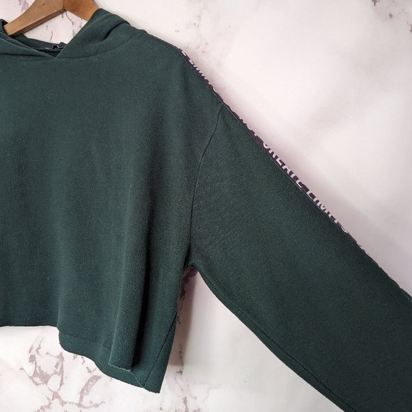 Zara Hoodie Sweatshirt Size Small Crop Green Do Not Create Limits Long Trafaluc - Picture 12 of 12